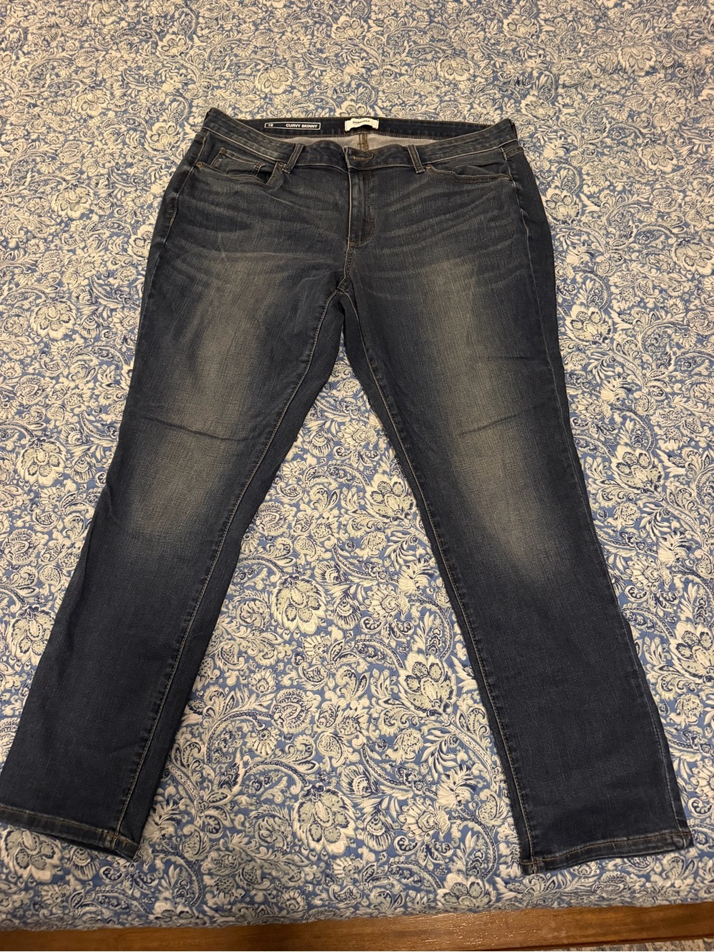 Sonoma Skinny Jeans in Dark Blue Wash size 18